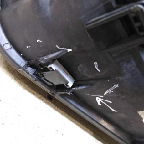 fara-peredniaia-pravaia-volkswagen-golf-4-art-110281-big-6