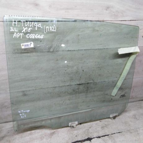 steklo-dveri-zadnee-levoe-nissan-tiida-i-art-110329-big-0