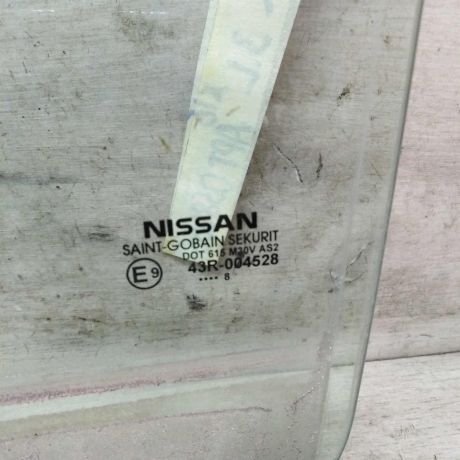 steklo-dveri-zadnee-levoe-nissan-tiida-i-art-110329-big-1