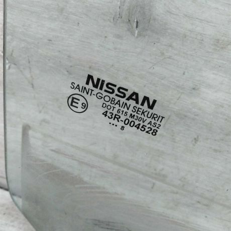 steklo-dveri-zadnee-pravoe-nissan-tiida-i-art-110330-big-1
