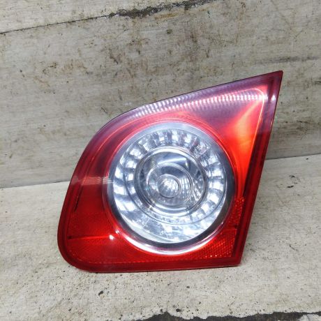 fonar-zadnii-pravyi-volkswagen-passat-b6-art-110370-big-0