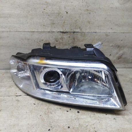 fara-peredniaia-pravaia-audi-a4-b5-rest-art-110378-big-0