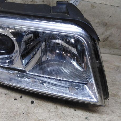 fara-peredniaia-pravaia-audi-a4-b5-rest-art-110378-big-7