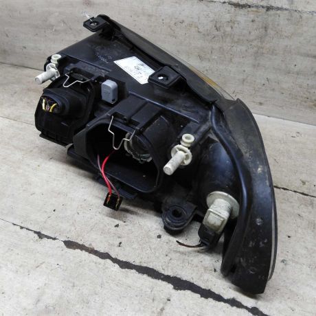 fara-peredniaia-pravaia-audi-a4-b5-rest-art-110378-big-8