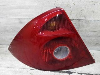 fonar-zadnii-levyi-ford-mondeo-3-sedan-defekty-art-110488