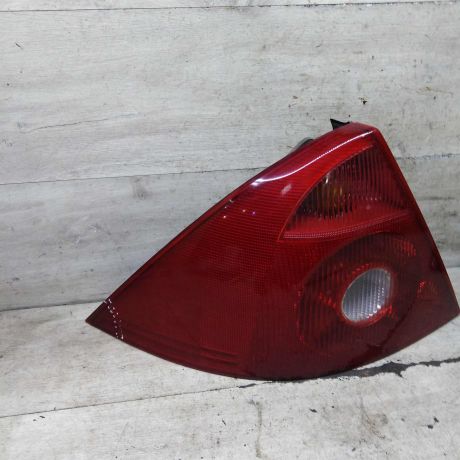 fonar-zadnii-levyi-ford-mondeo-3-sedan-defekty-art-110488-big-3