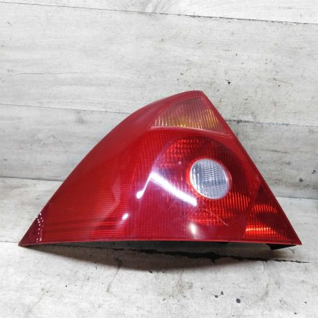 fonar-zadnii-levyi-ford-mondeo-3-sedan-defekty-art-110488-big-7