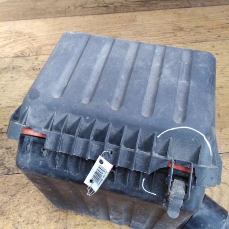 korpus-vozdusnogo-filtra-defekt-na-foto-chery-tiggo-t11-vortex-tingo-art-32560-big-5