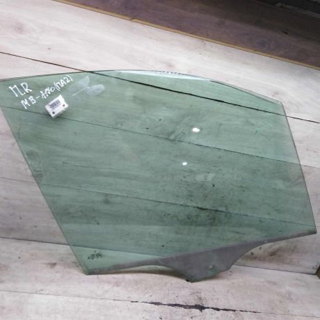 steklo-dveri-perednee-pravoe-mercedes-a-klass-i-w168-restailing-art-110582-big-0