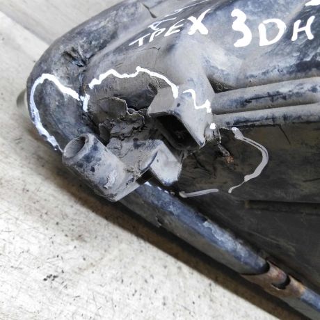 fara-peredniaia-pravaia-audi-a4-b5-dorestailing-defekt-art-110726-big-5