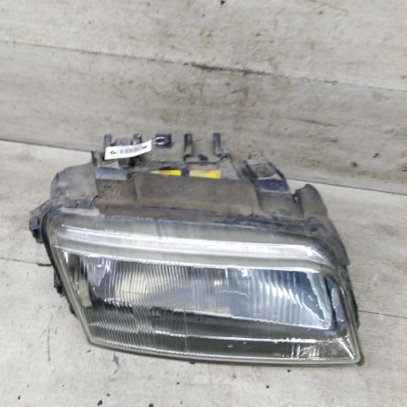 fara-peredniaia-pravaia-audi-a4-b5-dorestailing-defekt-art-110726-big-6