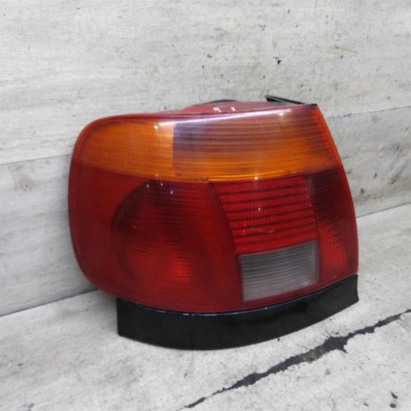 fonari-zadnii-levyi-audi-a4-b5-dorestailing-art-110727-big-4