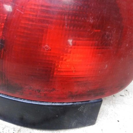 fonar-zadnii-pravyi-audi-a4-b5-dorestailing-defekty-na-foto-18t-audi-a4-b5-dorestailing-sedan-perednii-privod-1996gv-art-110728-big-8