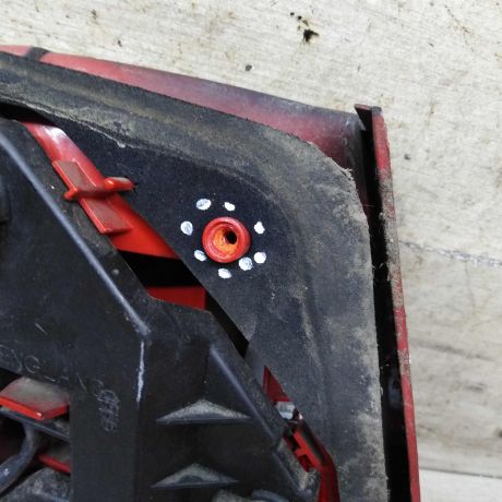 fonar-zadnii-pravyi-audi-a4-b5-dorestailing-defekty-na-foto-18t-audi-a4-b5-dorestailing-sedan-perednii-privod-1996gv-art-110728-big-4