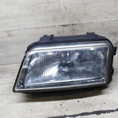 fara-peredniaia-levaia-audi-a4-b5-dorestailing-art-110730-big-0