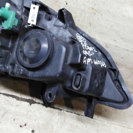 fara-peredniaia-levaia-renault-scenic-2-restailing-art-110738-big-8