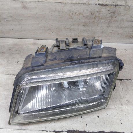 fara-peredniaia-levaia-audi-a4-b5-art-110778-big-6