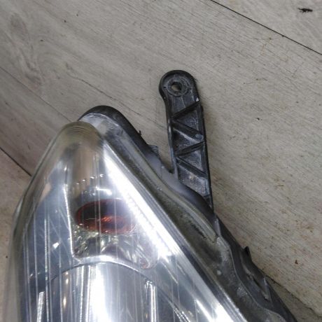 fara-peredniaia-pravaia-opel-zafira-b-art-110830-big-8