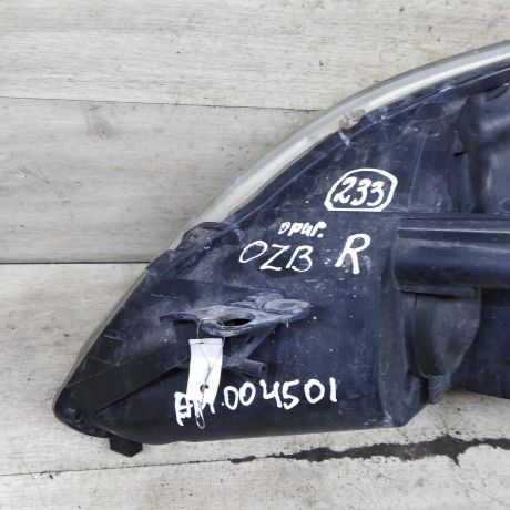 fara-peredniaia-pravaia-opel-zafira-b-art-110830-big-5