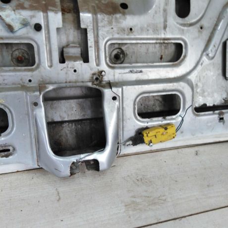 steklo-zadnee-kryska-bagaznika-ford-focus-1-universal-art-110839-big-9