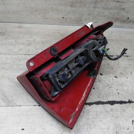 fonar-zadnii-levyi-universal-ford-focus-1-art-110851-big-6