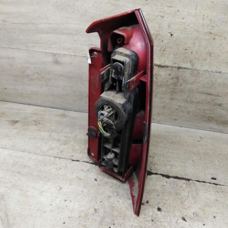 fonar-zadnii-levyi-universal-ford-focus-1-art-110851-big-8