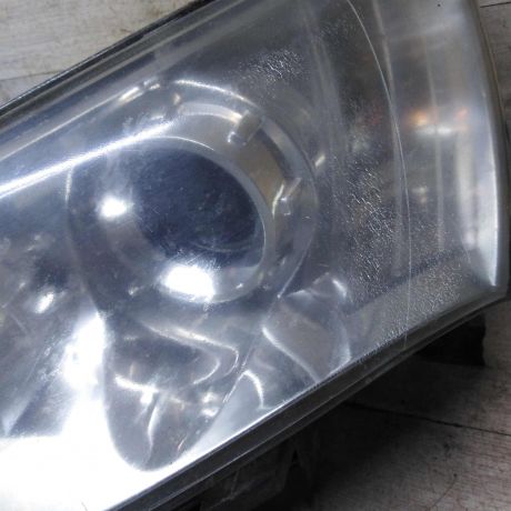 fara-peredniaia-levaia-geely-emgrand-ec7-defekty-art-110954-big-2