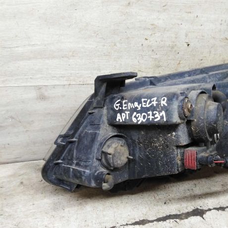 fara-peredniaia-pravaia-geely-emgrand-ec7-defekt-art-110959-big-7