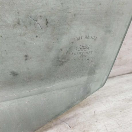 steklo-dveri-perednee-levoe-ford-focus-1-art-111074-big-3