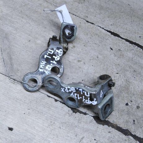 petlia-dveri-peredniaia-levaia-ford-focus-1-art-111180-big-0