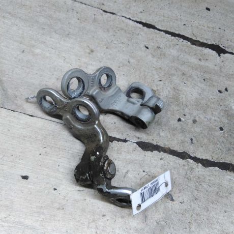 petlia-dveri-peredniaia-levaia-ford-focus-1-art-111180-big-1