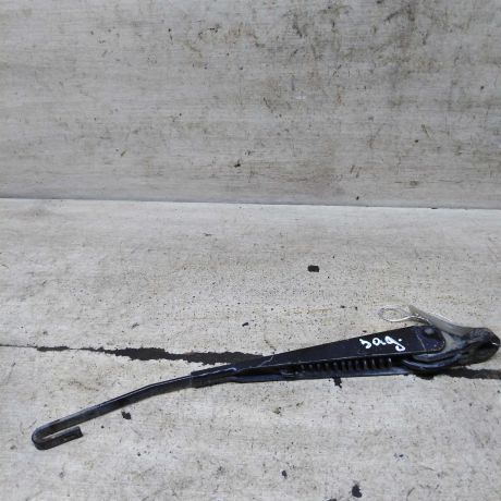 povodok-stekloocistitelia-zadnii-ford-focus-1-art-111228-big-4