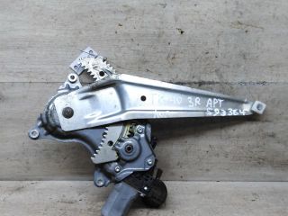 steklopodieemnik-elektriceskii-zadnii-pravyi-toyota-rav4-iv-xa40-art-111500