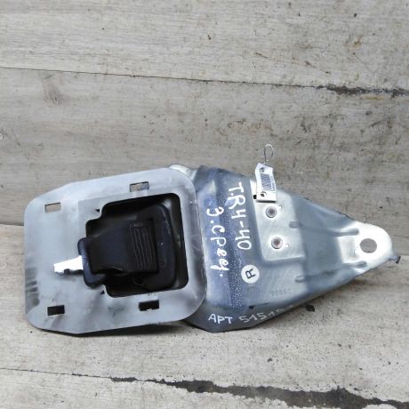 remen-bezopasnosti-zadnii-srednii-toyota-rav4-iv-xa40-art-111534-big-1