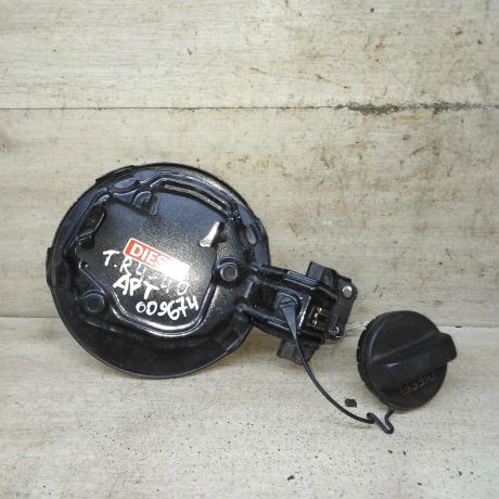liucok-benzobaka-toyota-rav4-iv-xa40-art-111547-big-2