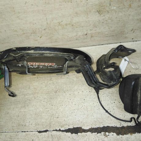 liucok-benzobaka-toyota-rav4-iv-xa40-art-111547-big-6