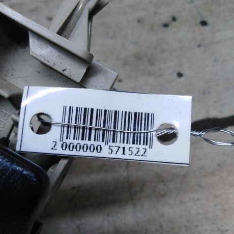rucka-otkrytiia-kapota-toyota-rav4-iv-xa40-art-111664-big-1