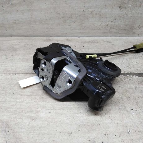 zamok-dveri-perednii-pravyi-toyota-rav4-iv-xa40-art-111667-big-0