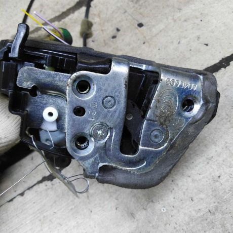 zamok-dveri-zadnii-pravyi-toyota-rav4-iv-xa40-art-111668-big-3