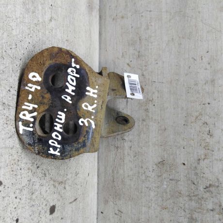 kronstein-zadnego-amortizatora-pravyi-toyota-rav4-iv-xa40-art-111671-big-1