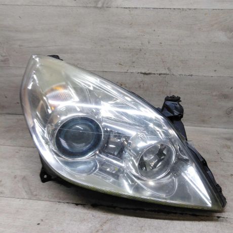 fara-peredniaia-pravaia-opel-vectra-c-ksenon-art-101717-big-0