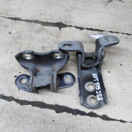 petlia-dveri-peredniaia-pravaia-toyota-rav4-iv-xa40-art-111792-big-0