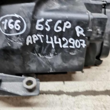 fara-peredniaia-pravaia-volkswagen-passat-b5-gp-art-111831-big-1