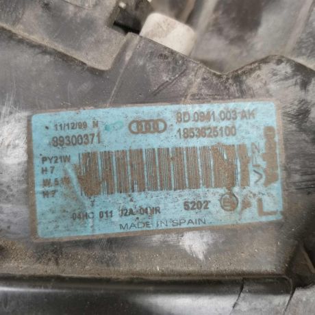 fara-peredniaia-levaia-audi-a4-b5-restailing-art-111837-big-5