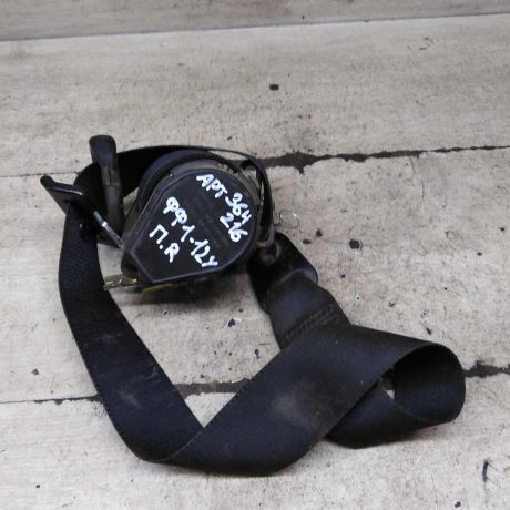 remen-bezopasnosti-perednii-pravyi-ford-focus-1-art-112040-big-0