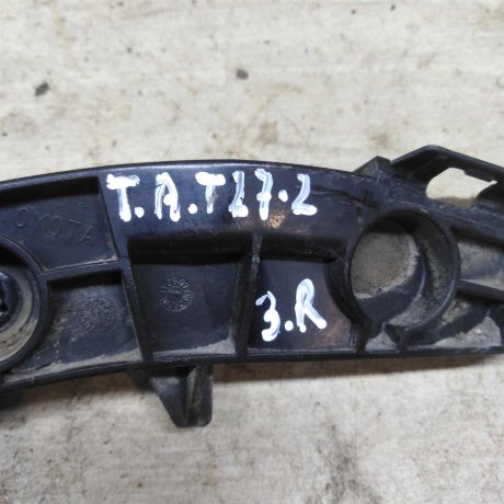 kronstein-pravyi-krepleniia-zadnego-bampera-toyota-avensis-iii-art-99810-big-3