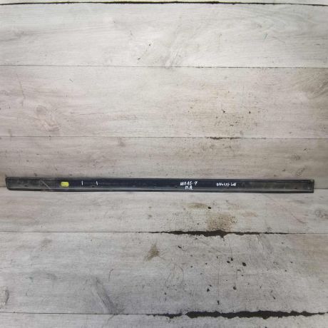 molding-dveri-perednii-pravyi-srednii-skoda-octavia-a5-art-112164-big-3