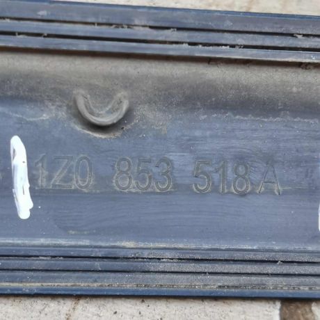 molding-dveri-perednii-pravyi-srednii-skoda-octavia-a5-art-112164-big-4