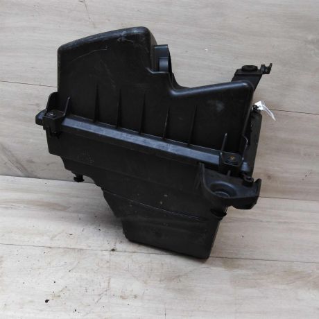 korpus-vozdusnogo-filtra-ford-focus-2-do-rest-16-d-art-35372-big-1