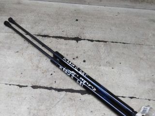 amortizator-kryski-bagaznika-upor-nissan-qashqai-ii-restailing-art-112503